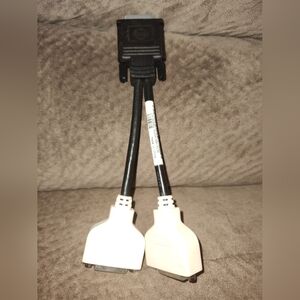 Molex Dual DVI Y Splitter Cable Adapter for Video Card